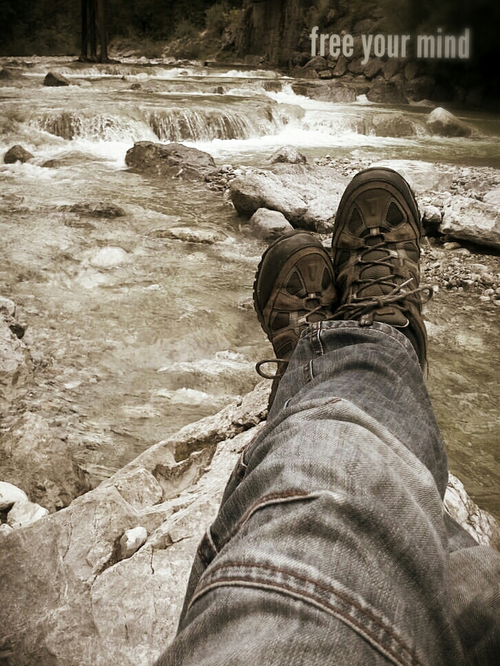 Outdooractivity, relaxen am wilden Fluss