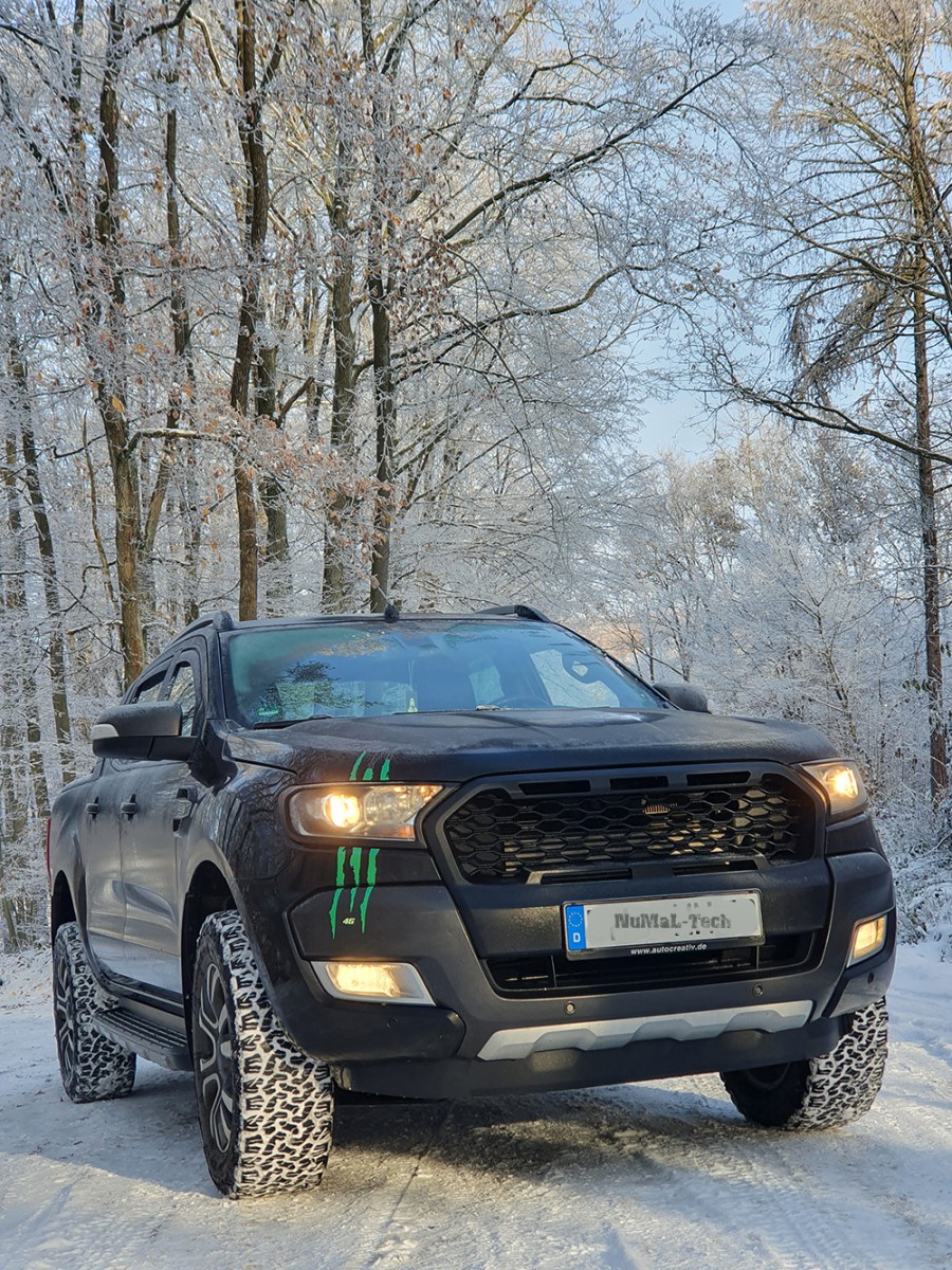 Ford Ranger Wildtrak mit BF Goodrich auf Eis und Schnee
